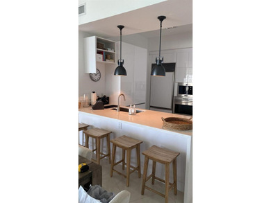 FLAWLESS 2 BDR + CONVERTED ENCLOSED DEN AS 3RD BDR / 3 FULL BTHS