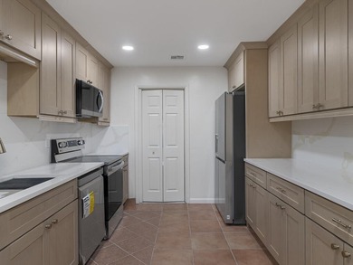 Beautifully renovated 3BR/2BA home on a landscaped corner lot - photo 6