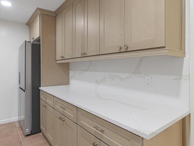 Beautifully renovated 3BR/2BA home on a landscaped corner lot - photo 7