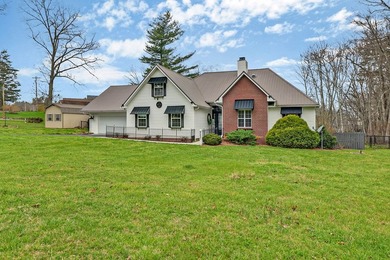 Dreaming of life on the lake? This home has it all! Step into an - photo 2