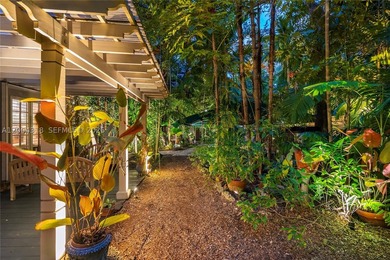 Tucked along one of Coconut Grove's most coveted streets, this - photo 14