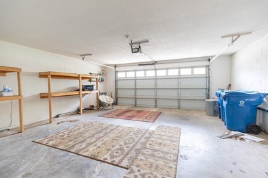 Charming and conveniently located, this well-maintained - photo 16