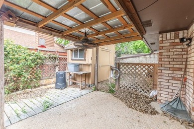 Charming and conveniently located, this well-maintained - photo 17