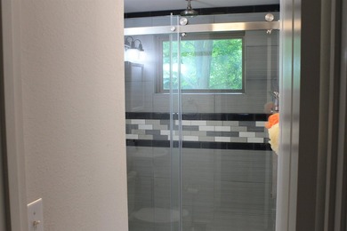This home is priced to sell. Fully furnished. Open concept - photo 19
