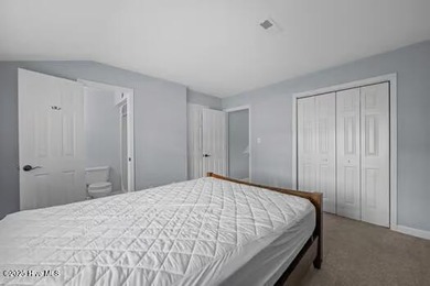 Are you ready to move into lovely townhome on the golf course? - photo 20