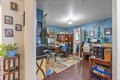Charming 3-bedroom, 2-bath home on 1.66 acres in Sutherlin - photo 22