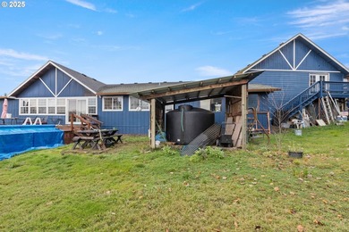 Charming 3-bedroom, 2-bath home on 1.66 acres in Sutherlin - photo 26