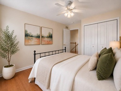 Check off every box on your wish list! RARE 1st floor master - photo 31