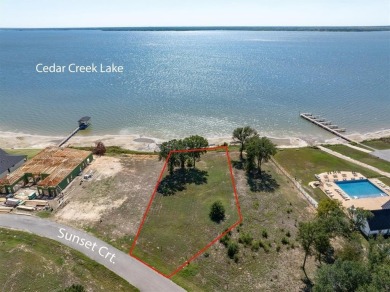 Lake Lot For Sale in Mabank, Texas