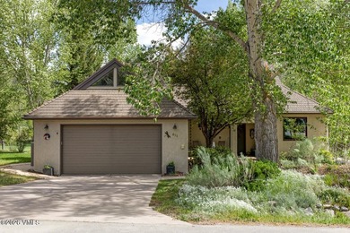 Experience mountain living at its finest in this beautifully - photo 33