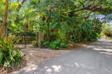 Tucked along one of Coconut Grove's most coveted streets, this - photo 37