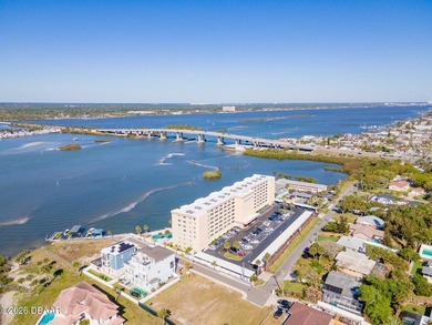 An exceptional riverfront residence of distinction - this 6th - photo 50