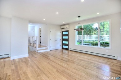 This is a truly must-see home! A modernized Mid-Century - photo 11