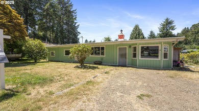 Sutton Lake Home For Sale in Florence Oregon