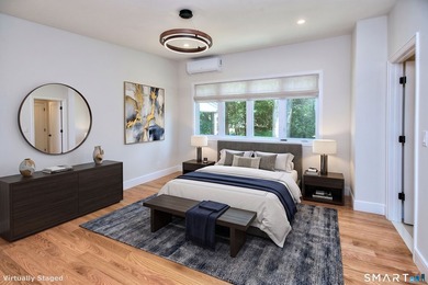 This is a truly must-see home! A modernized Mid-Century - photo 19