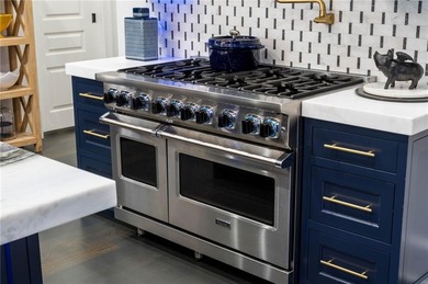 Modern Elegance in the Sky - Designer Penthouse with Multiple