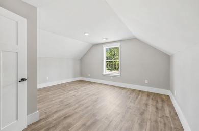 Welcome to 670 Kent Road, where a beautiful gated brick entrance - photo 25