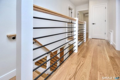 This is a truly must-see home! A modernized Mid-Century - photo 26