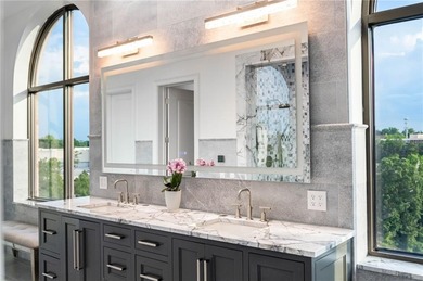 Modern Elegance in the Sky - Designer Penthouse with Multiple