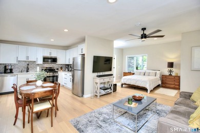 This is a truly must-see home! A modernized Mid-Century - photo 35