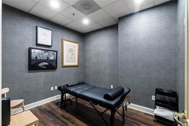 Modern Elegance in the Sky - Designer Penthouse with Multiple