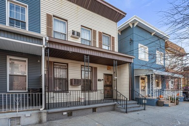 East River Home For Sale in Astoria New York