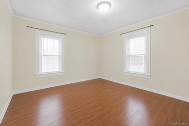 Detached Bronx multifamily with oversized lot, parking, income - photo 15
