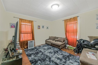 Detached Bronx multifamily with oversized lot, parking, income - photo 20