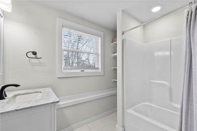 Tucked into one of Bella Vista's most sought-after outdoor - photo 31