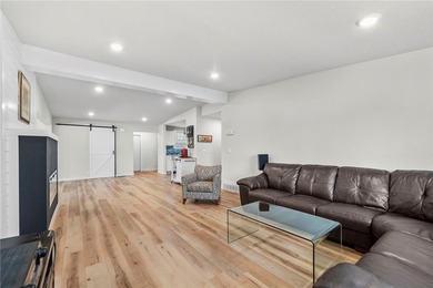 Tucked into one of Bella Vista's most sought-after outdoor - photo 35