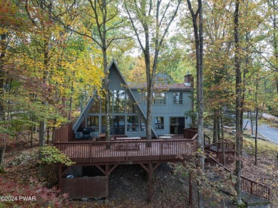 Lake Home For Sale in Lords Valley, Pennsylvania