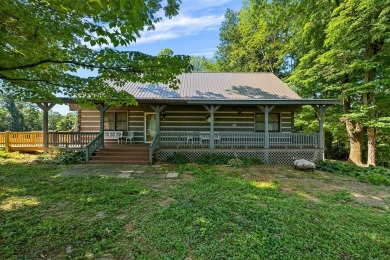 Log cabin on 11.18 acres backs up to Barren River Lake. 3 bed, 2 - Lake Home For Sale in Glasgow, Kentucky