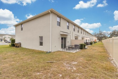 Buena Lago presents the Pearson, a spacious and thoughtfully - photo 2