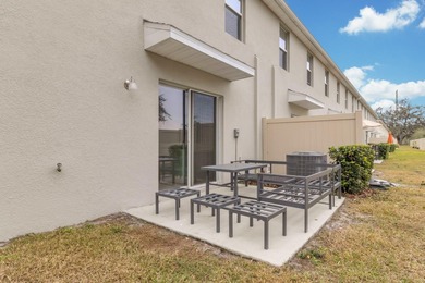 Buena Lago presents the Pearson, a spacious and thoughtfully - photo 9