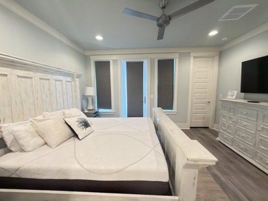 Opportunity abounds with this gorgeous REO property located less - photo 14