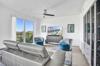 Experience the pinnacle of Delray Beach living at 236 SE 5th Ave - photo 39