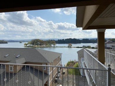 Lake Home For Sale in Hot Springs National Park, Arkansas