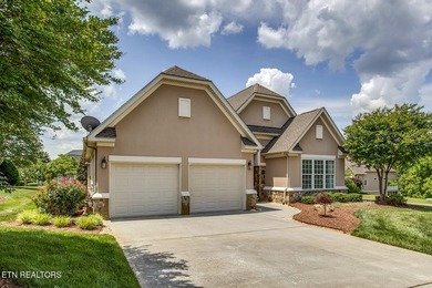 One of the most sought-after luxury villas in Rarity Bay, this - photo 2