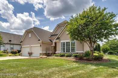 One of the most sought-after luxury villas in Rarity Bay, this - photo 3
