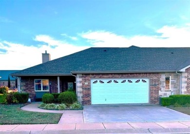 Lake Townhome/Townhouse For Sale in Grove, Oklahoma