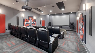 Experience an elevated lifestyle in this expansive, single-level - photo 14