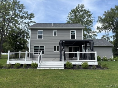 Beautifully maintained 2023 Colonial in the desirable Brooklea - photo 38