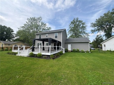 Beautifully maintained 2023 Colonial in the desirable Brooklea - photo 40