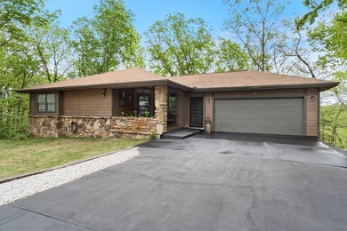 Ready for your new lake home? Holiday Island is the perfect - photo 2