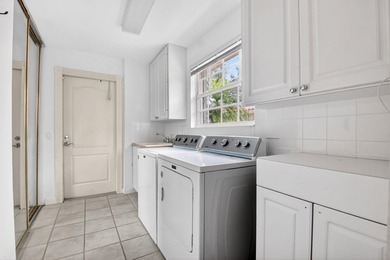 ***NEW ROOF***Welcome to this move-in ready, lake view, 2 BR, 2 - photo 42