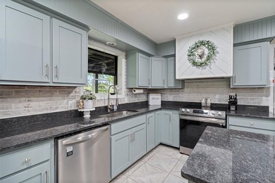 Ready for your new lake home? Holiday Island is the perfect - photo 6