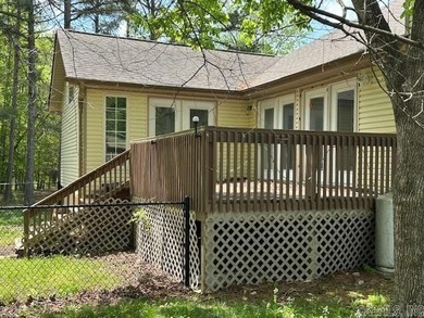 Wide open spaces are in and around this lovely 2-bedroom 2-bath - photo 46