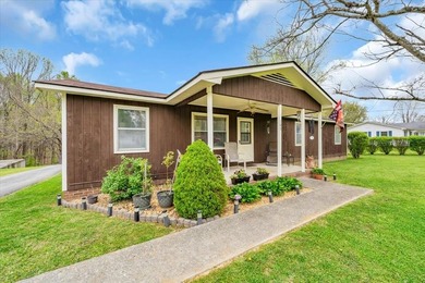 Looking for a large backyard in a quiet cul-de-sac? Or be within - photo 1
