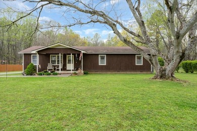 Looking for a large backyard in a quiet cul-de-sac? Or be within - photo 2