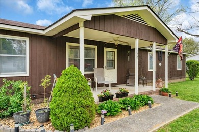 Looking for a large backyard in a quiet cul-de-sac? Or be within - photo 3